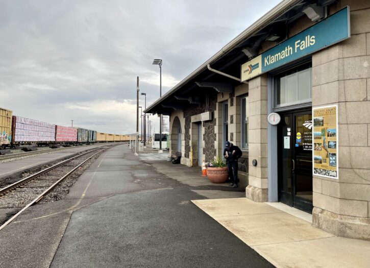 Klamath Falls Amtrak Station